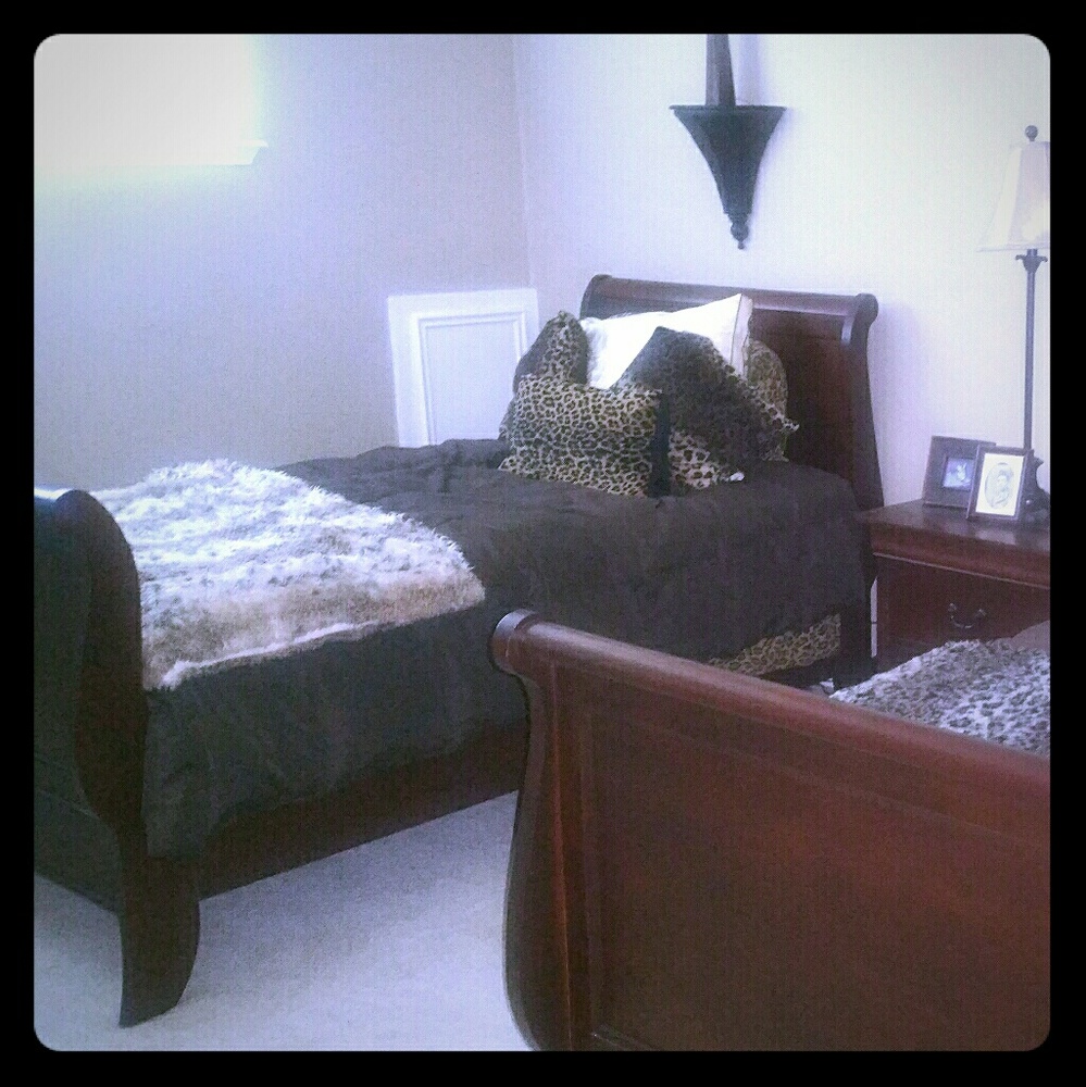 2 Twin Beds Brand New!